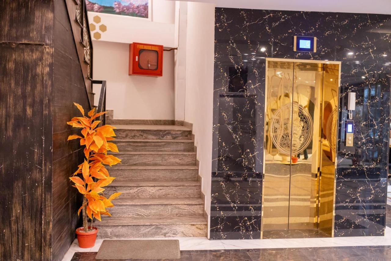Regal Residency Hotel Rawalpindi Ngoại thất bức ảnh