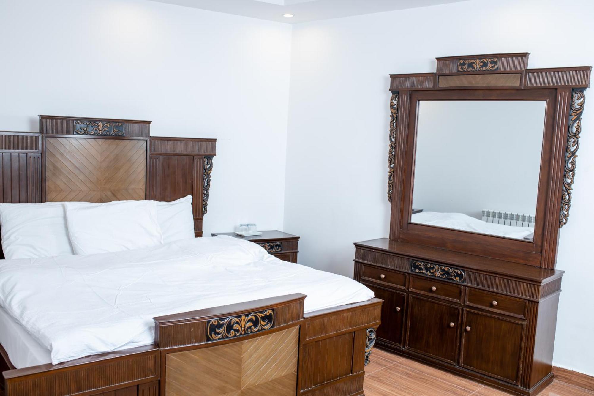 Regal Residency Hotel Rawalpindi Ngoại thất bức ảnh