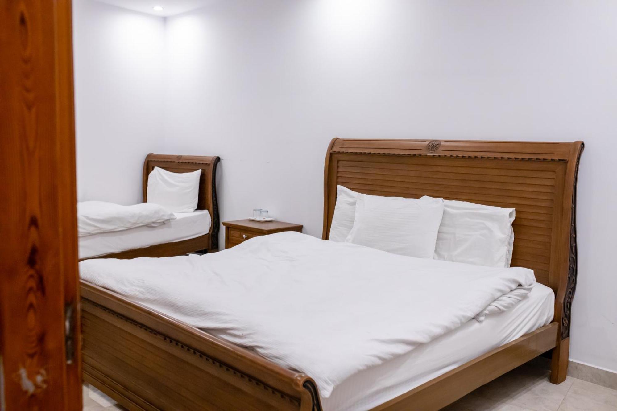 Regal Residency Hotel Rawalpindi Ngoại thất bức ảnh